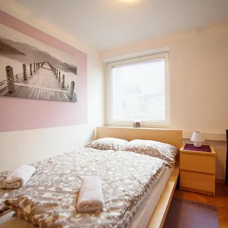 Apartmán Sweet With Free Private Parking