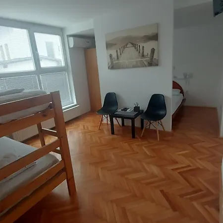 Apartment Sweet With Free Private Parking Laibach